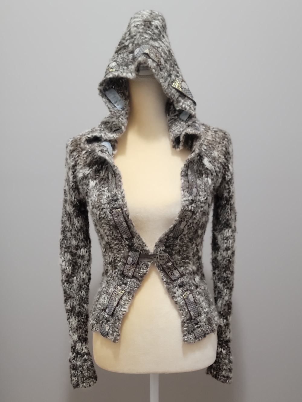 VTG BKE Chunky Knit Hooded Cardigan M Brown White Ribbon Trim Button Y2K